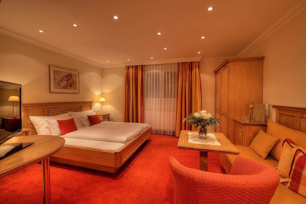 Hotel Palin Ισγκλ Δωμάτιο φωτογραφία